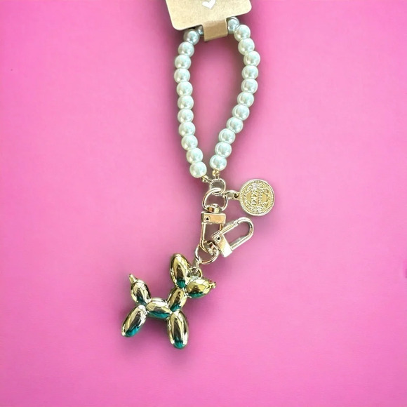 Hand Crafted Accessories - Balloon‎ dog gold keychain with pearl accent